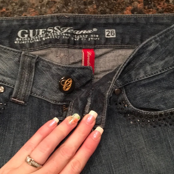 🥳Guess jeans👖🥳 - Picture 4 of 4